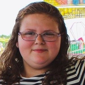 Meet your Posher, Della